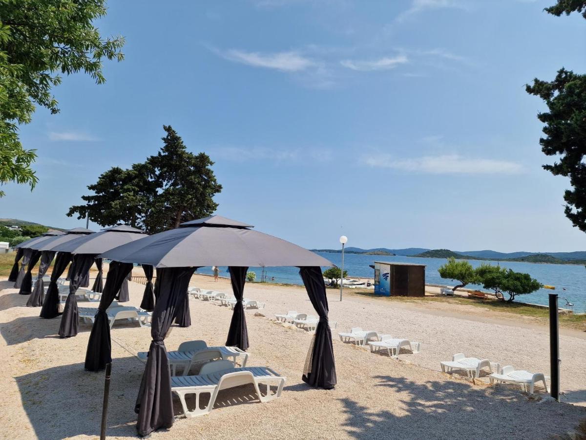 5 Meters From The Sea With Private Beach - 70M2 Colibri Sunset Apartments Sveti Petar  Esterno foto