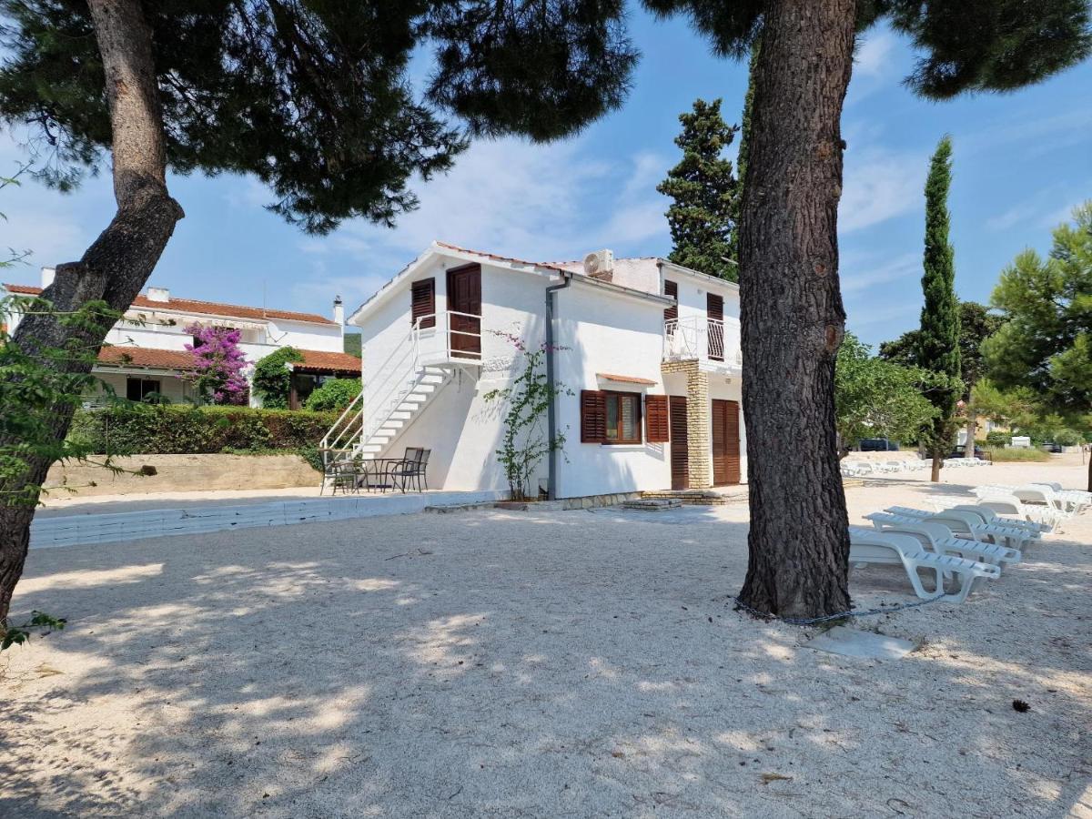 5 Meters From The Sea With Private Beach - 70M2 Colibri Sunset Apartments Sveti Petar  Esterno foto