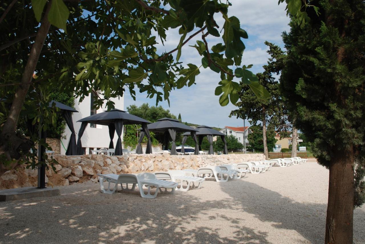 5 Meters From The Sea With Private Beach - 70M2 Colibri Sunset Apartments Sveti Petar  Esterno foto