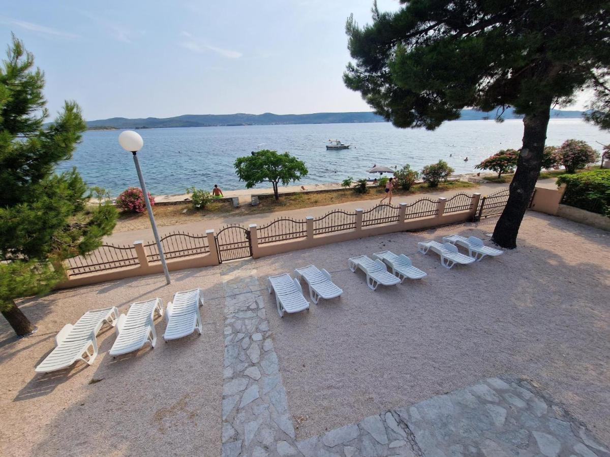 5 Meters From The Sea With Private Beach - 70M2 Colibri Sunset Apartments Sveti Petar  Esterno foto