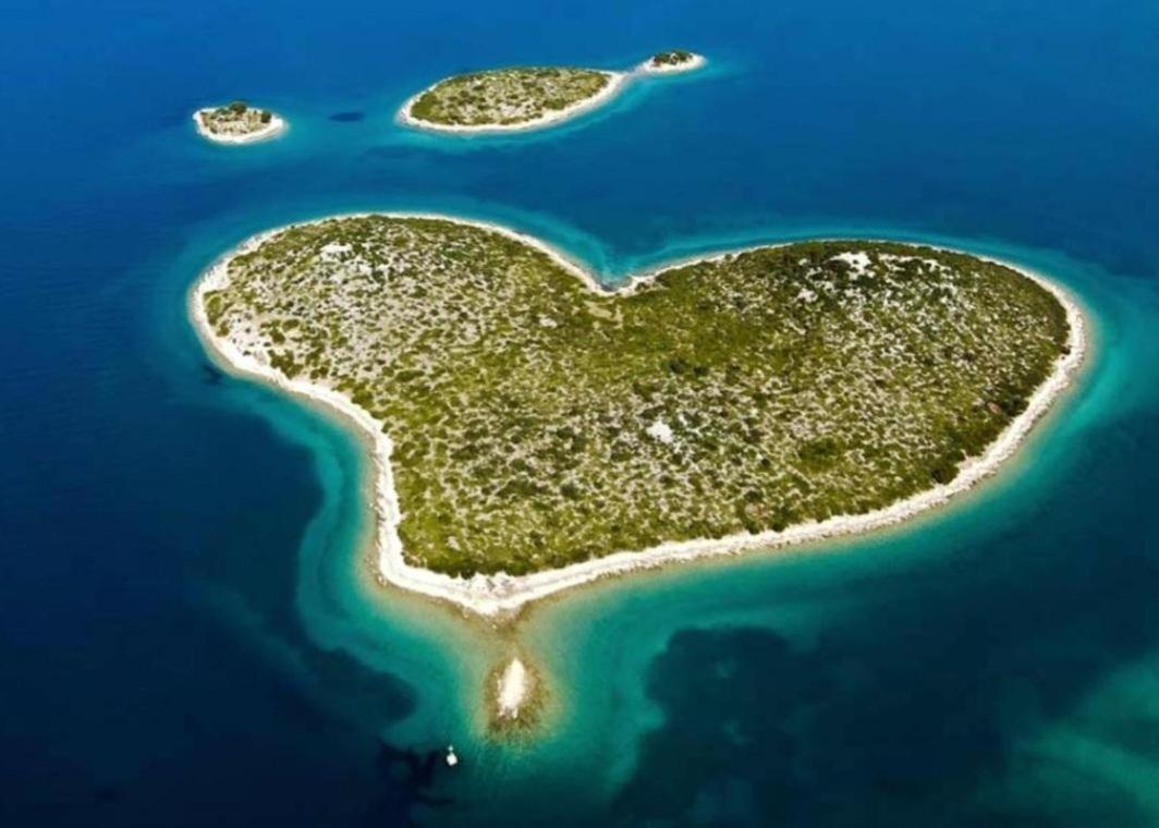 5 Meters From The Sea With Private Beach - 70M2 Colibri Sunset Apartments Sveti Petar  Esterno foto
