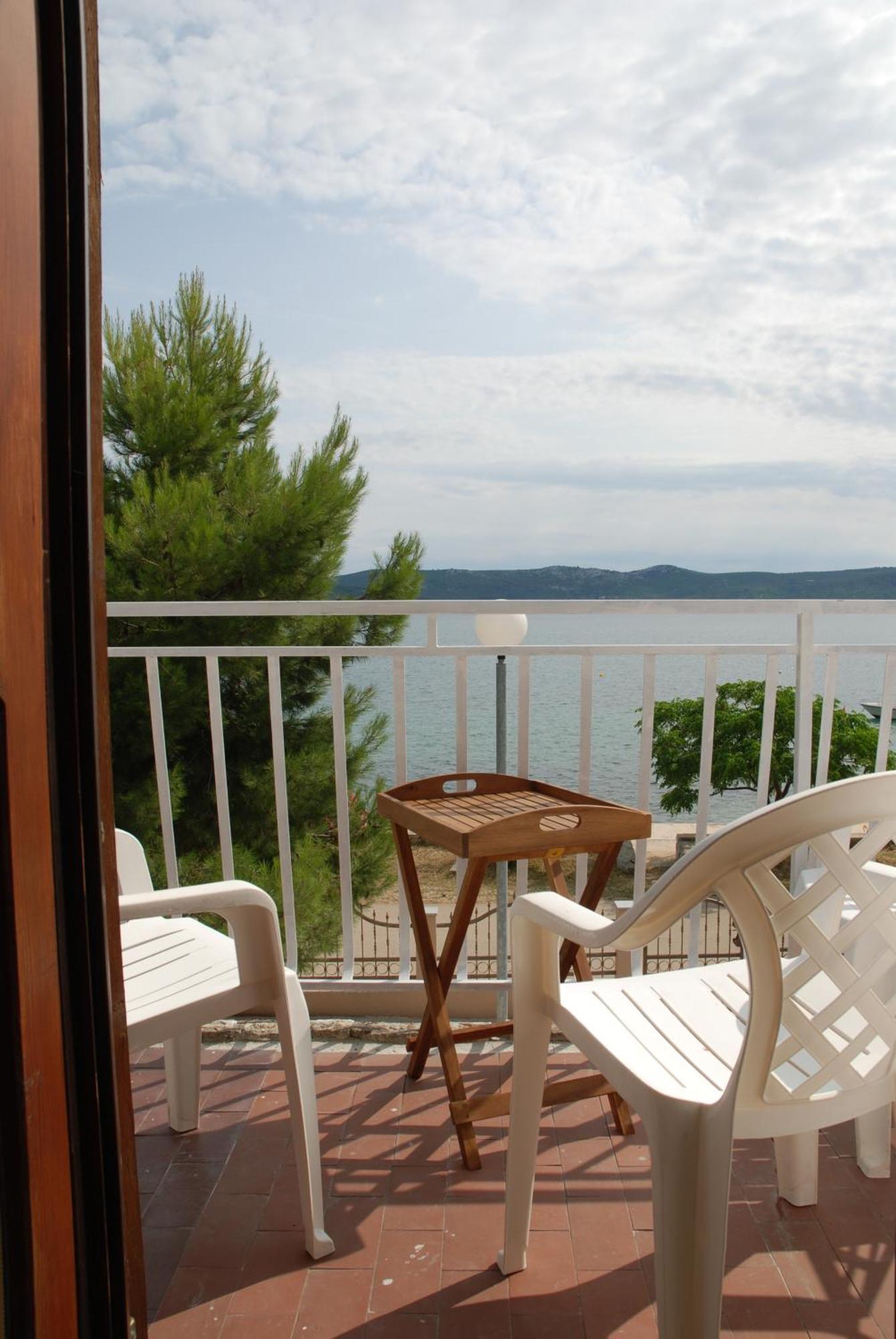 5 Meters From The Sea With Private Beach - 70M2 Colibri Sunset Apartments Sveti Petar  Esterno foto